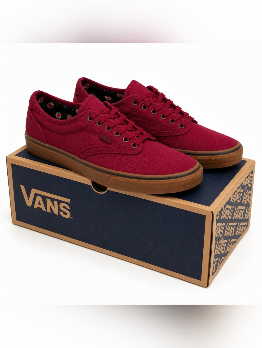 Vans Atwood Low Burgundy CanvVans Burgundy Canvas Low-Top Sneakers with Gum Sole